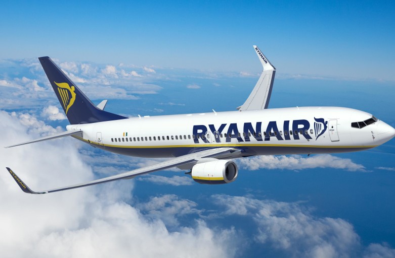 ryanair-aircraft-2